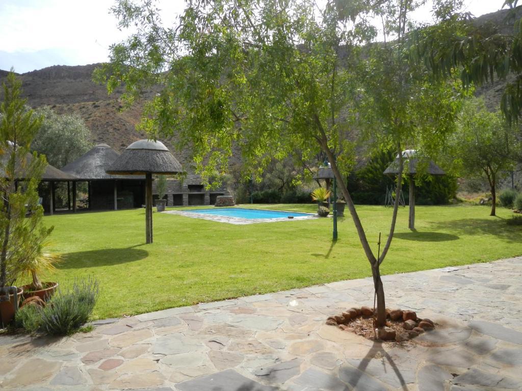 Lemoenfontein Pension Beaufort Wes Buitenkant foto