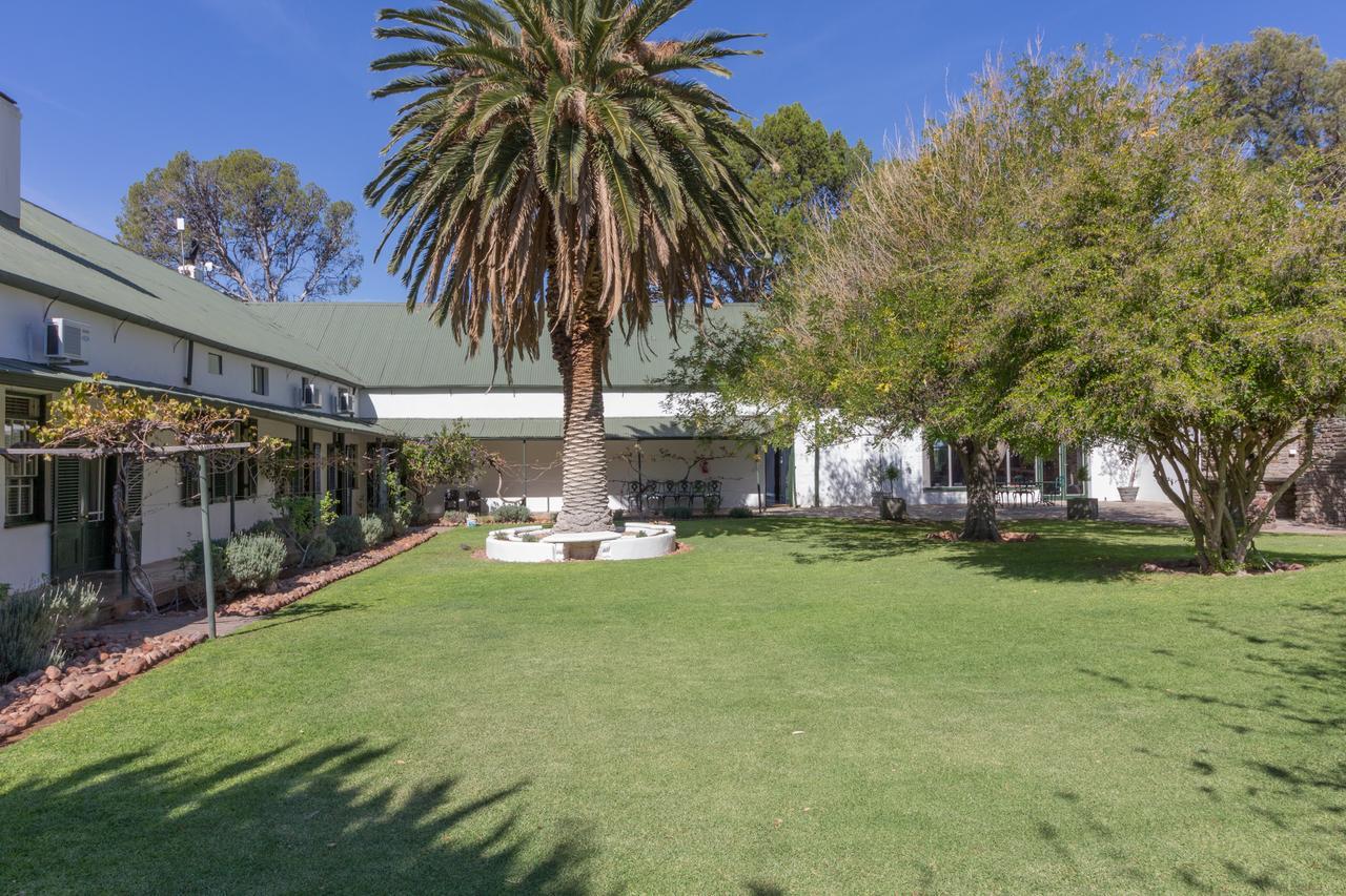 Lemoenfontein Pension Beaufort Wes Buitenkant foto